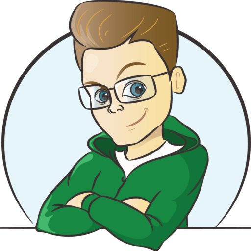 Lächelnder jugendlicher Cartoon-Charakter mit Brille und grünem Kapuzenpullover, stilisiertes Logo für NerdMerch.
